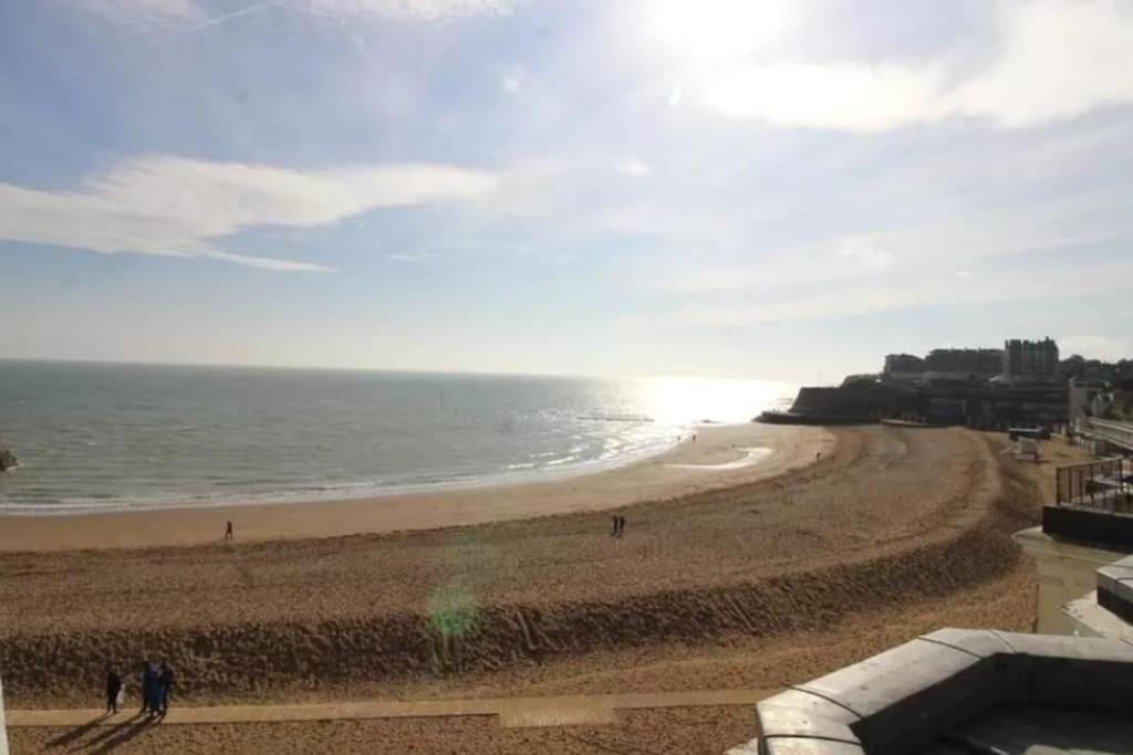 This Must Be The Place Broadstairs Exterior photo